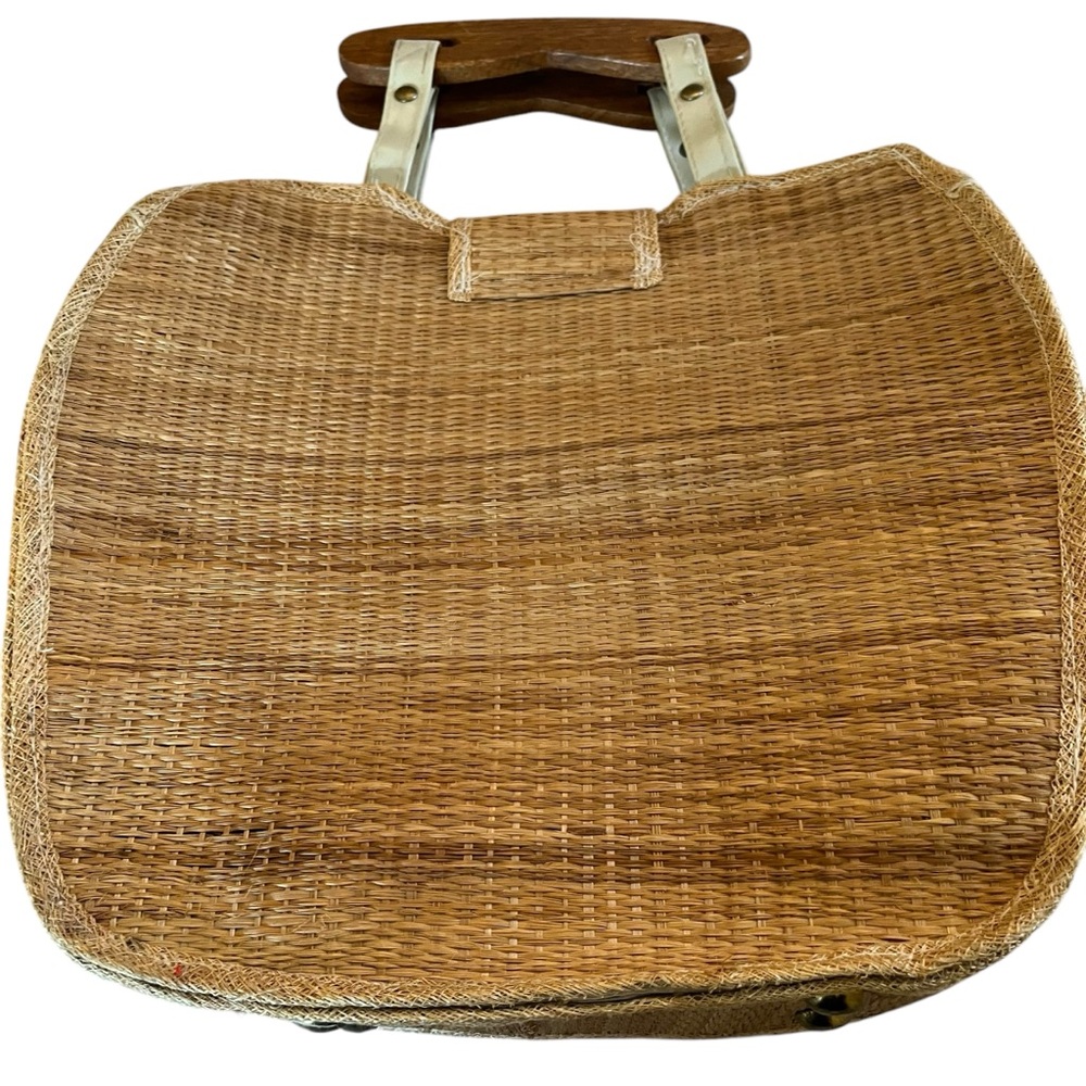 Bags by Whidby Vintage Straw Satchel with Multi-Color Straw Floral Detail - Picture 2 of 8